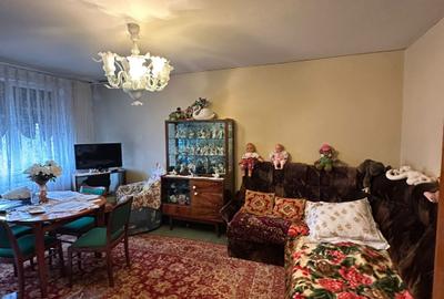 Apartament de vanzare - Bulevardul 1 Decembrie 1918 - Bloc anvelopat - 1