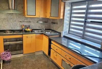 Ocazie deosebita!DECEBAL/UNIRII,LOCATIE TOP monolit,stradal,etaj 1,vedere mixta, - 1