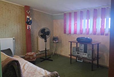 Casa p+2 cu spațiu comericial - 12