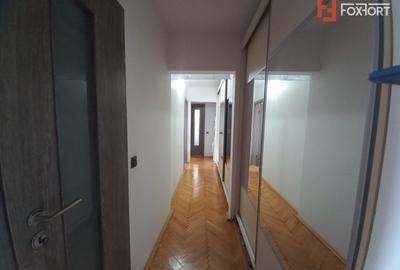 Apartament cu 3 camere de vanzare in zona Lipovei - 11