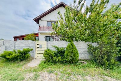 Duplex P+1E în zonă liniștită, 3 camere, utilități complete. - 1