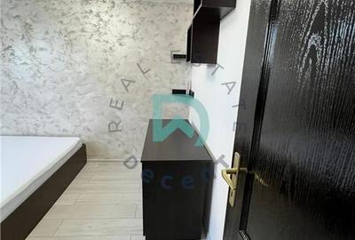 Vanzare apartament 3 camere Vasile Aaron - 13