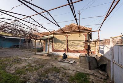 RECO Casa in Sarbi la 27km de Oradea cu dublu front stradal - 8