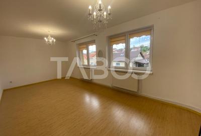 Spatiu birouri 80 mpu 2 camere loc de parcare cartier Strand Sibiu - 2