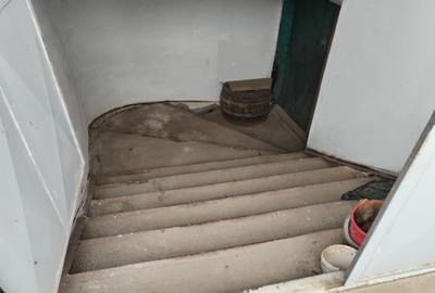Casa cu teren -  central Segarcea - 13
