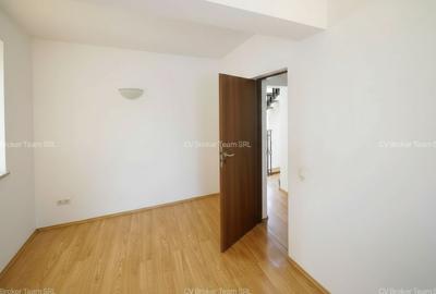 Vila D+P+1+M,Otopeni,300 mpu,ultracentral - 9
