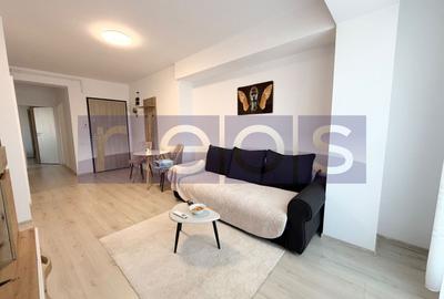 Apartament cu 3 camere semidecomandat în Colentina