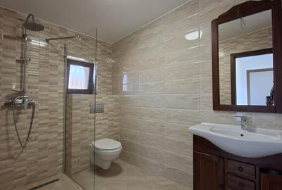 Casa/Vila De Inchiriat In Borhanci - 7