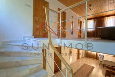 Vila de vanzare, teren 3100 mp, 7 camere, 6 grupuri sanitare, 3 CT, an 1997 - 30