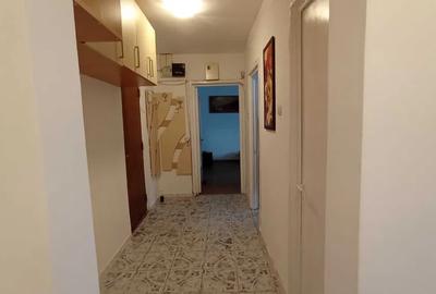 Apartament 2 camere, decomandat, 60 mp, balcon, ac, metrou, Vitan - 4