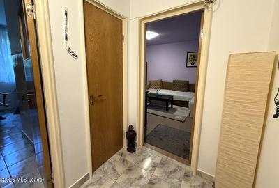 Parc Drumul Taberei, 50 mpu, etaj 2, decomandat, 5 minute de metrou - 13
