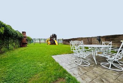 Casă cu 10 camere în Băneasa