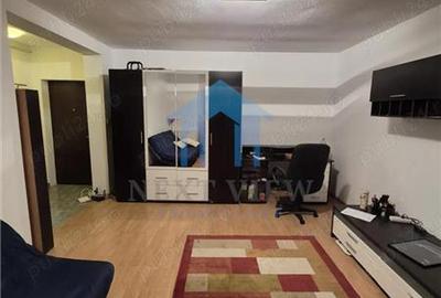 Garsonieră decomandată în Zorilor