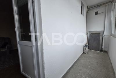 Apartament 2 camere de vanzare 37 mp balcon zona Mihai Viteazul Sibiu - 8