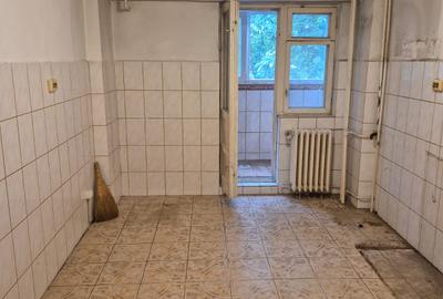 Militari-Pacii, Zona Turbomecanica, vanzare 3 camere etaj 1 - 1