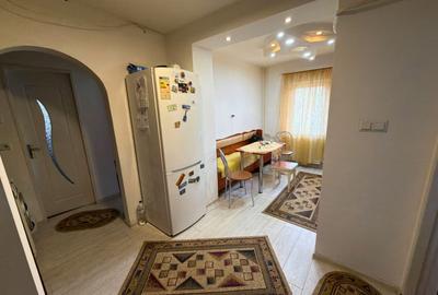 Apartament 2 camere decomandat 50 M²  semicentral - 4