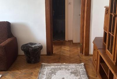 Proprietar, inchiriez apartament 3 camere, Bdul. Tineretului - 3