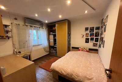 Apartament -4 camere - decomandat - Colentina - 5