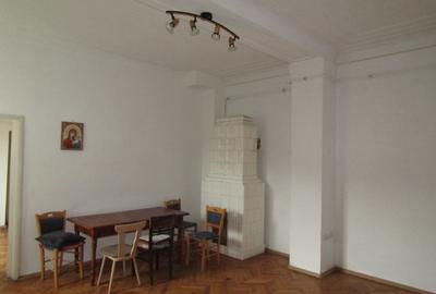 Casa de inchiriat zona centrala - 1