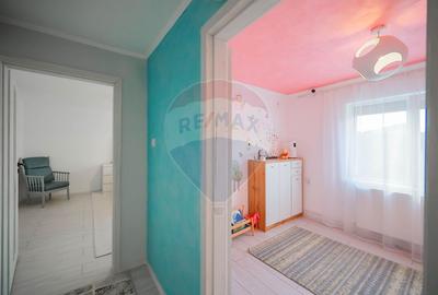 Casă de vânzare pentru locuit sau cabinete/birouri, zona Cantemir - 18