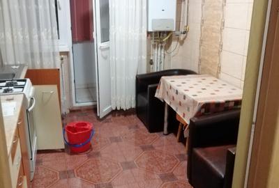 Etaj 2 - Apartament 2 camere, confort 1 zona Vidin. Mobilat Utilat. - 3