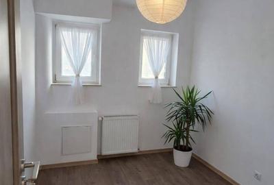3 camere zona The Office, bloc din caramida! - 2