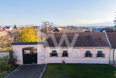 Casă individuală cu 8 camere în Hărman