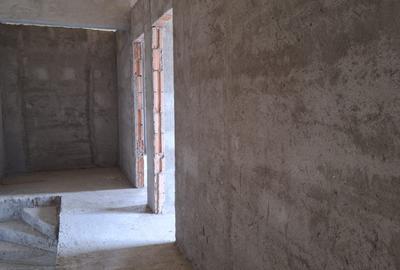 Duplex 2025,su 150mp, 4 dormitoare,living,3 bai,bucatarie,teren 300mp,2 parcari - 14