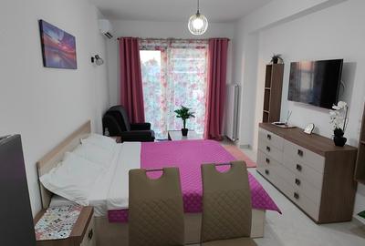 Garsoniera/Studio 2 - Mamaia zona Cazino-Condor-vedere parțială la lac - 1