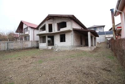 Casă individuală cu 4 camere în Șendreni