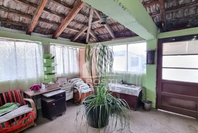Casa individuala de vanzare cu 3 camere si 2 fronturi Giarmata - 9