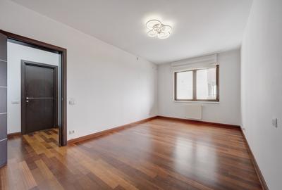 Soseaua Sisesti -  6 camere, 242 mp –2 parcari--Comision 0% - 24