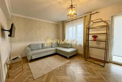 Apartament cu 2 camere semidecomandat, mobilat în Est