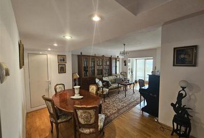 Apartament 4 camere - Hala Centrala - 2