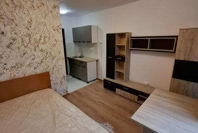 Cameră cămin, mobilată și utilată, baie proprie - 2