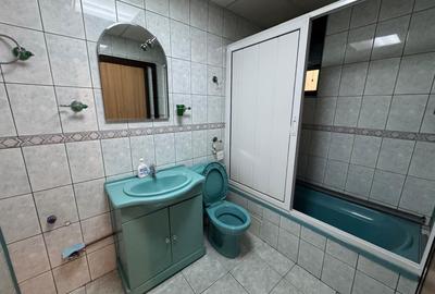 Inchiriere apartament 4 camere Cotroceni Medicina metrou Eroilor imobil 1970 - 9