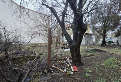 Teren 514 mp cu autorizație construcție P+1 Damaroaia Sector 1 - 6