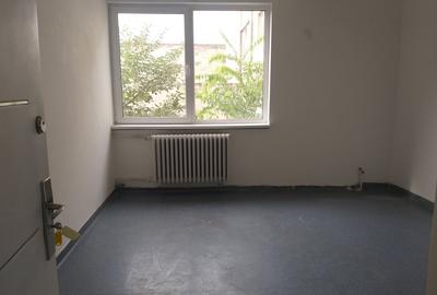 Birou 17 mp, 19 mp, 20 mp, 23 mp, 37 mp, 60 mp, 65 mp zona Horea - 1