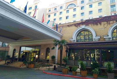 Baneasa –Aviatiei, Phoenicia hotel, apartament lux, parcare - 1