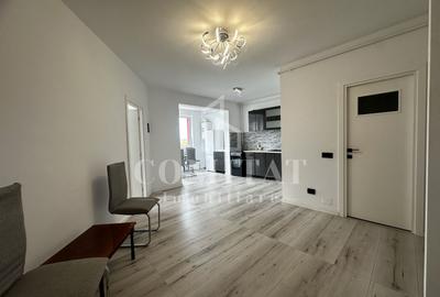 Apartament cu 3 camere semidecomandat, mobilat în Florești