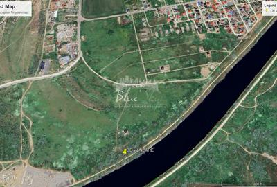 Teren intravilan situat în Lumina, în Zona Peninsula - 5