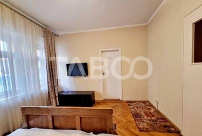 Apartament de vanzare 2 camere 2 bai 2 pivnite Centrul Istoric Sibiu - 4