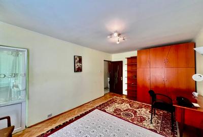 De închiriat | 1 camera | Tătărași | Etaj 1 | 300 €/lună - 3