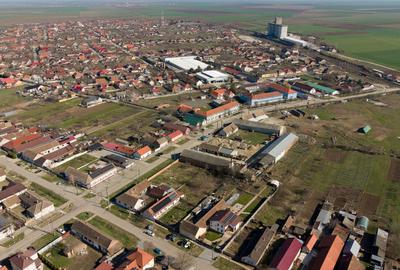 Casă  Sântana cu 3 camere și panouri fotovoltaice - 10