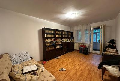 Apartament cu 3 camere decomandat, mobilat în Dristor