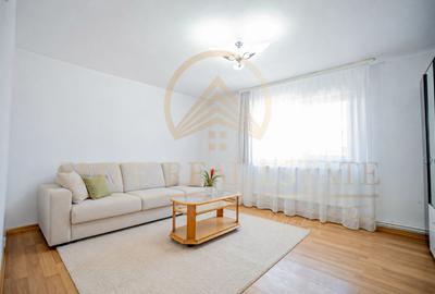 Apartament 3 camere decomandat, cu curte proprie și garaj - 1