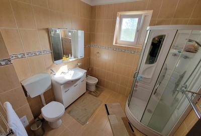 Casa de vanzare - Parter + Etj1 + Etj2 - 5