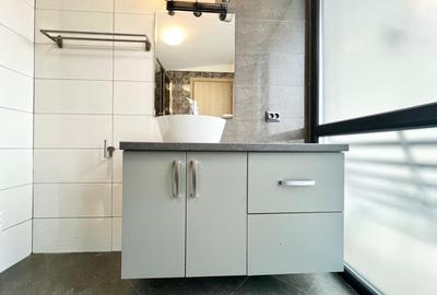 VILA 4 CAMERE / CURTE PROPRIE/ 2 LOCURI PARCARE - 31