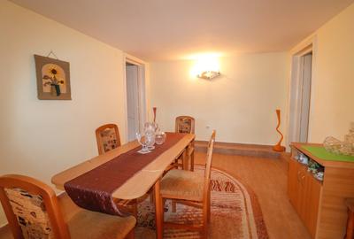 Apartament de vanzare in Sinaia, cu priveliste deosebita !!! - 2