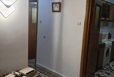 Oferim spre chirie apartament zona Spital - 7